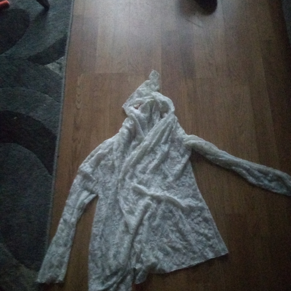 White lace shall with hood